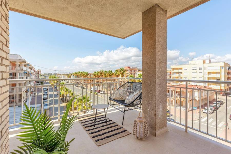 Sale - Flat - Playa de los Naufragos - Torrevieja