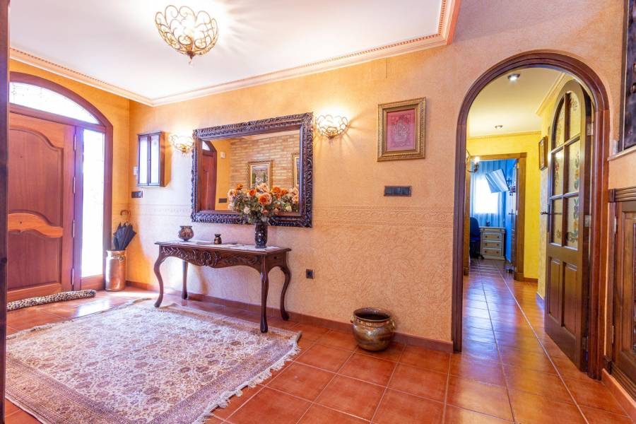 Sale - House - El Escorratel - Orihuela