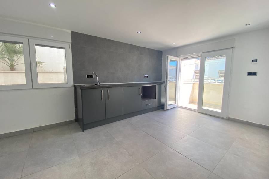 Venta - Villa de Lujo - Aldea del mar - Torrevieja