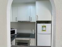 https://fotos15.apinmo.com/383/13039972/3-10.jpg