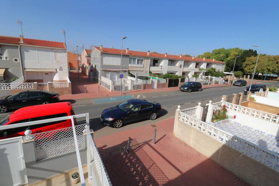 Venta - Adosado - Playa de los Naufragos - Torrevieja