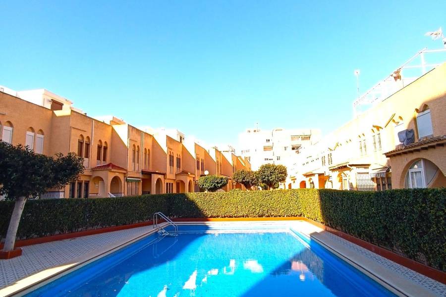 Vente - Maison mitoyenne - La Mata - Torrevieja