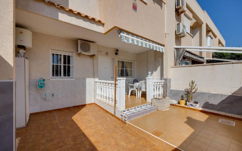 Casa Tipo Dúplex - Sale - Aguas nuevas 2 - Torrevieja