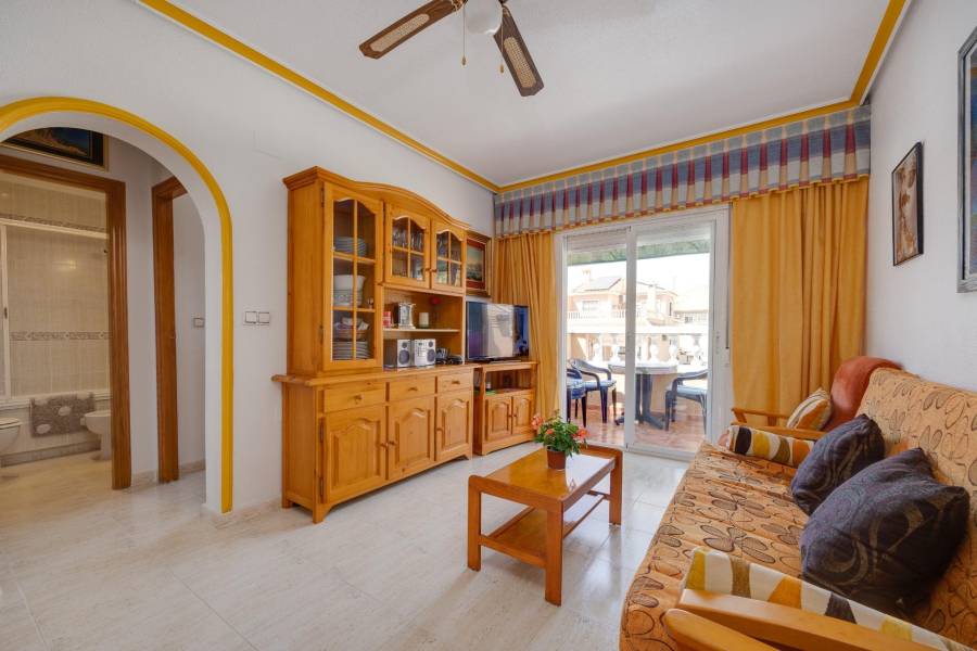 Vente - Bungalow Étage Haut - Aguas nuevas 1 - Torrevieja