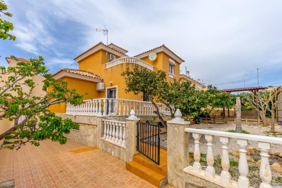 Vente - Maison individuelle - Las Filipinas - Orihuela Costa