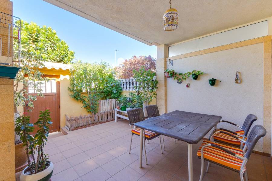 Vente - Maison mitoyenne - Aguas nuevas 2 - Torrevieja