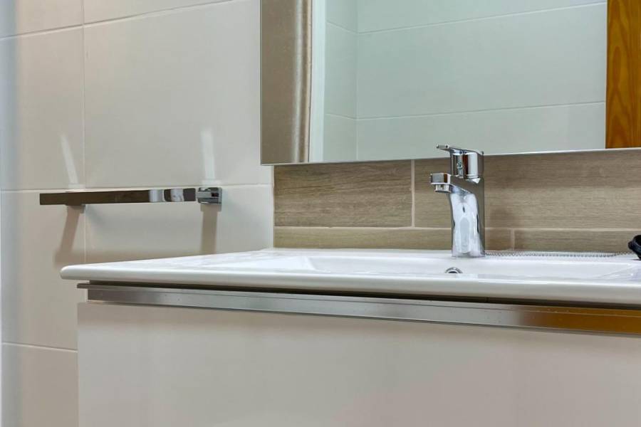 Sale - Flat - Centro - Torrevieja