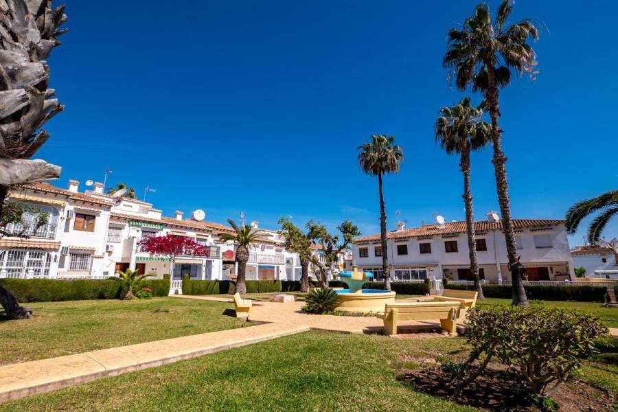 Venta - Apartamento - Los balcones - Torrevieja