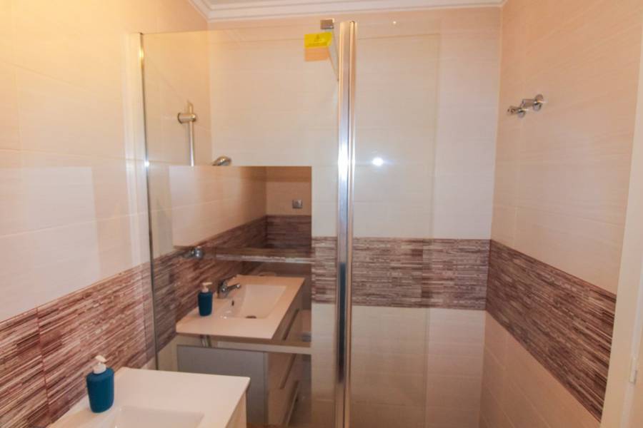 Vente - Bungalow Étage Haut - Carrefour - Torrevieja