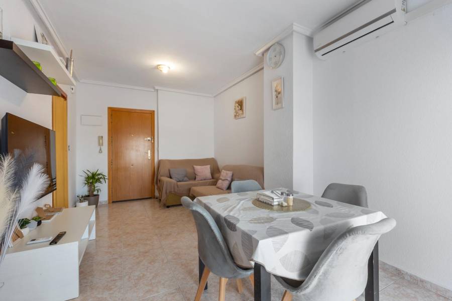 Sale - Flat - Nueva Torrevieja - Torrevieja