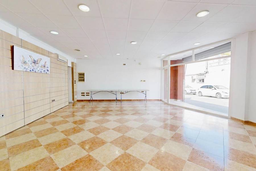 Venta - Local comercial - Pueblo 4 - Benijofar