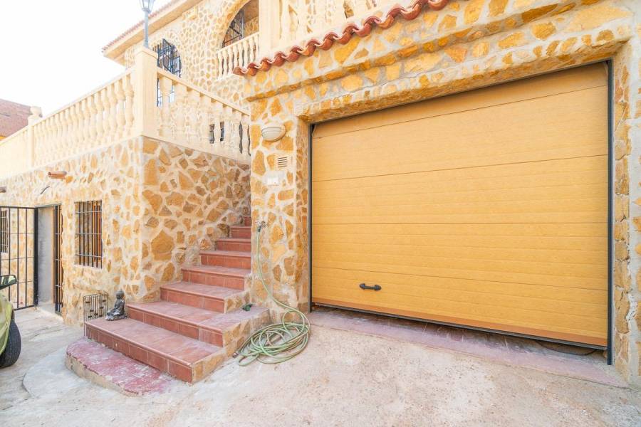 Sale - Single family house - Los Balcones - Orihuela Costa