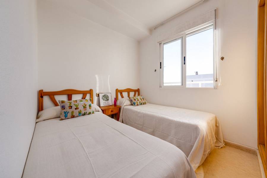 Sale - Apartment - Centro - Torrevieja