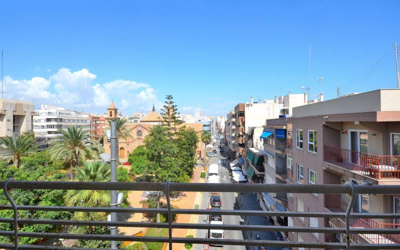 Apartamento - Sale - Centro - Torrevieja