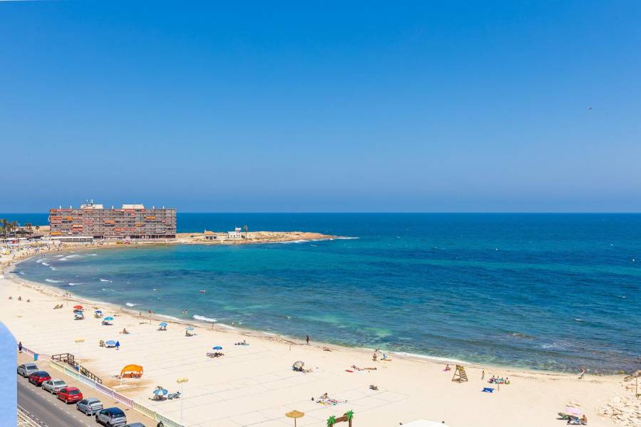 Sale - Apartment - Playa de los locos - Torrevieja