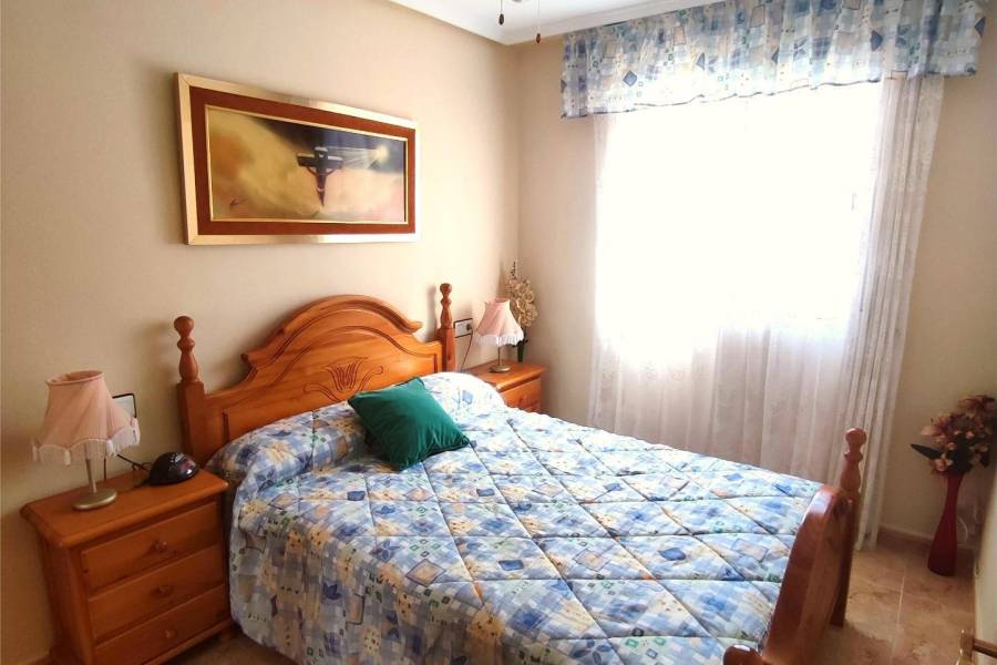 Vente - Bungalow Étage Bas - Torretas - Torrevieja