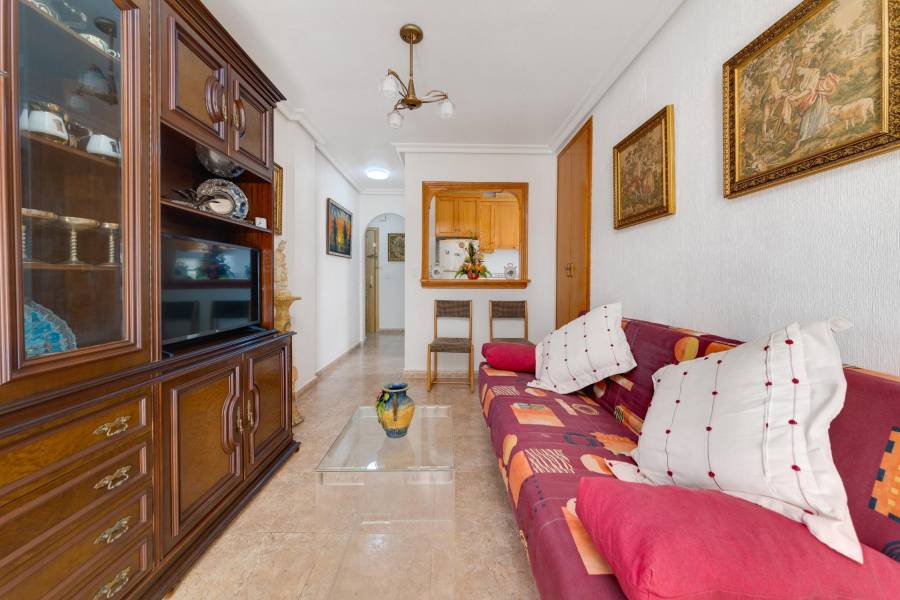 Sale - Apartment - Playa de los locos - Torrevieja