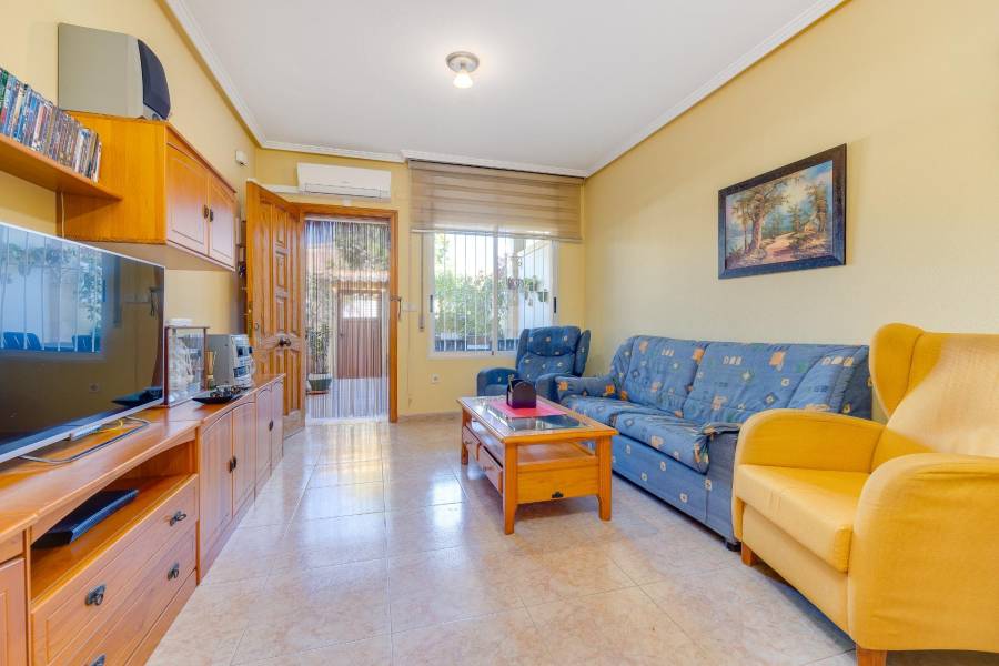 Vente - Maison mitoyenne - Aguas nuevas 2 - Torrevieja