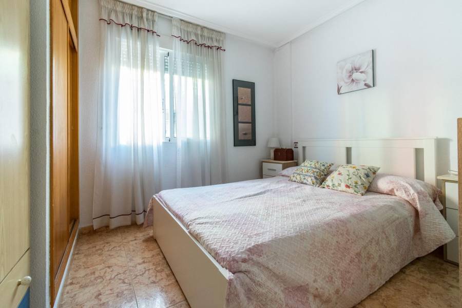 Venta - Apartamento - Estacion de autobuses - Torrevieja