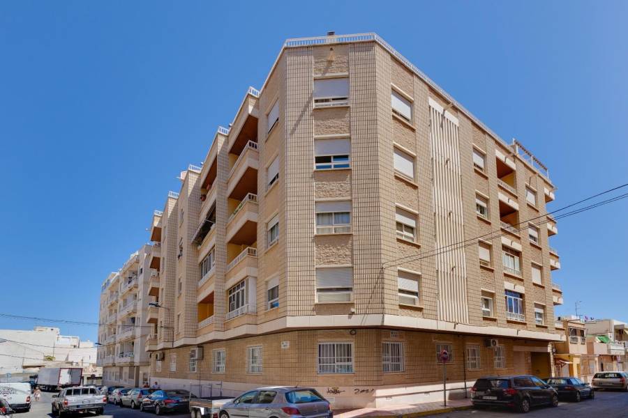 Sale - Apartment - Playa de los locos - Torrevieja