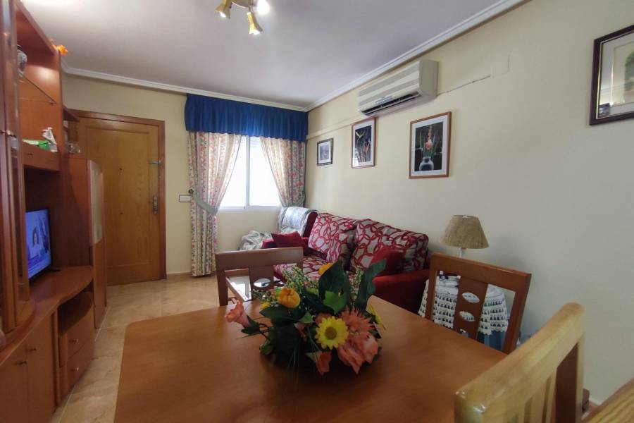 Vente - Bungalow Étage Bas - Torretas - Torrevieja