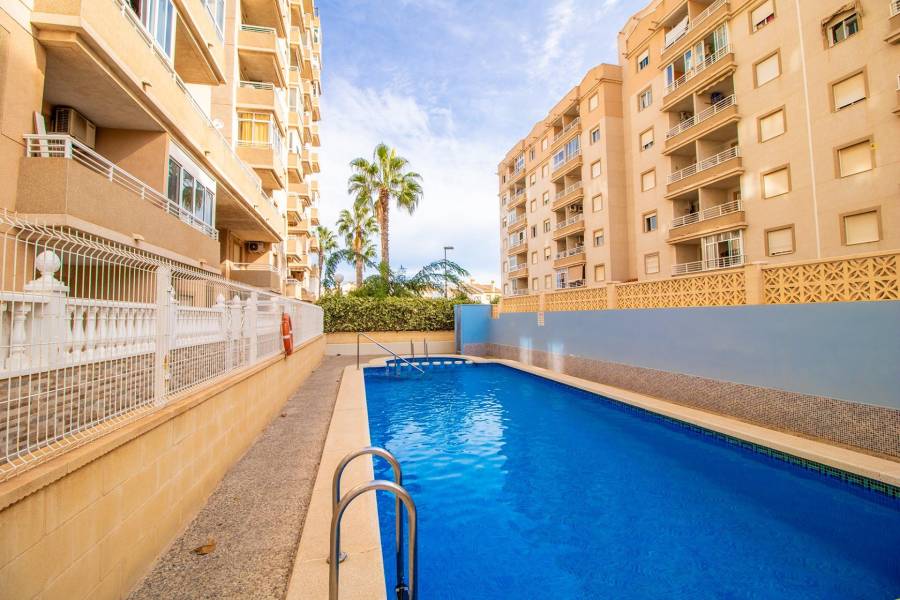 Sale - Apartment - Nueva Torrevieja - Torrevieja