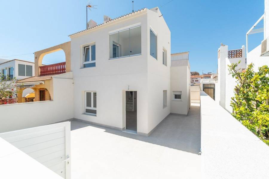 Sale - Duplex - Aguas nuevas 1 - Torrevieja