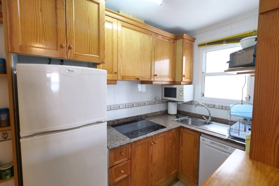 Sale - Apartment - Playa de los locos - Torrevieja