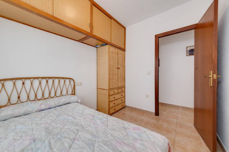 Venta - Apartamento - Playa de los locos - Torrevieja