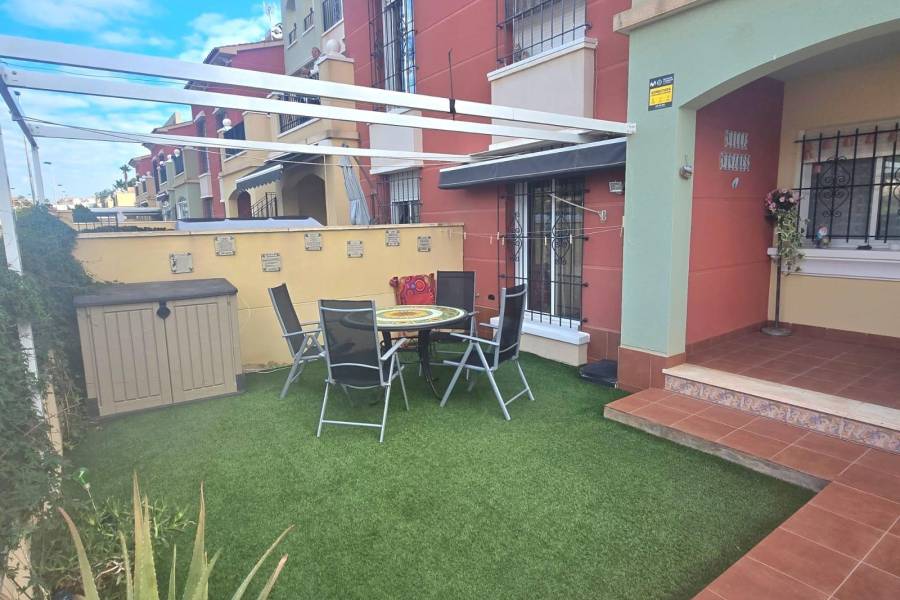 Bungalow Ground Floor - Sale - Torreblanca - Torrevieja