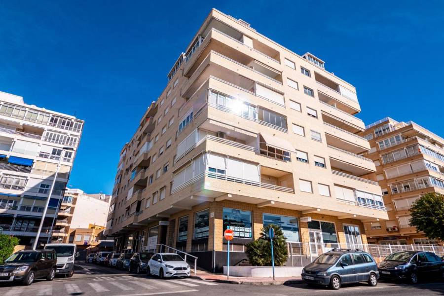 Appartement - Vente - Paseo maritimo - Torrevieja