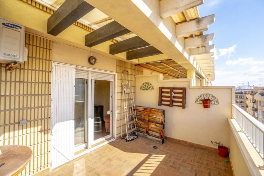 Sale - Penthouse - Centro - Torrevieja