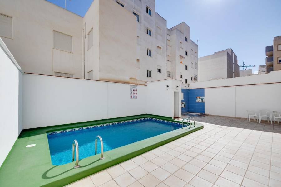 Vente - Rez-de-chaussée - Playa del cura - Torrevieja