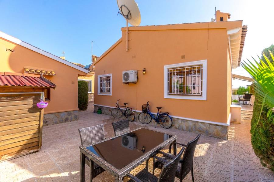 Vente - Maison individuelle - Punta Prima - Orihuela Costa