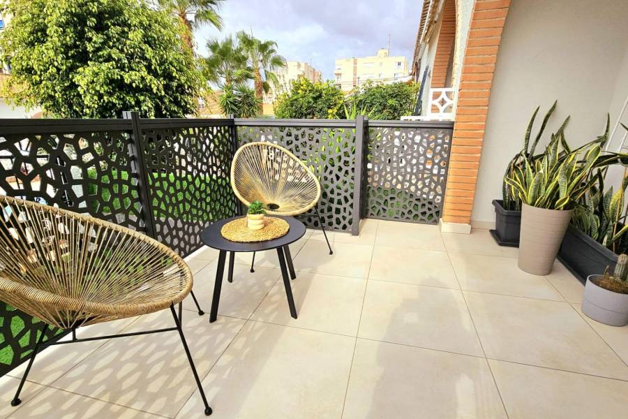 Sale - Terraced house - Parque las naciones - Torrevieja