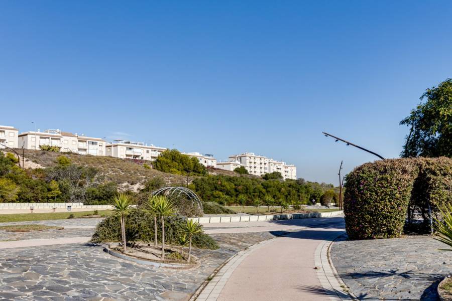 Venta - Bungalow Planta Alta - Aguas nuevas 1 - Torrevieja