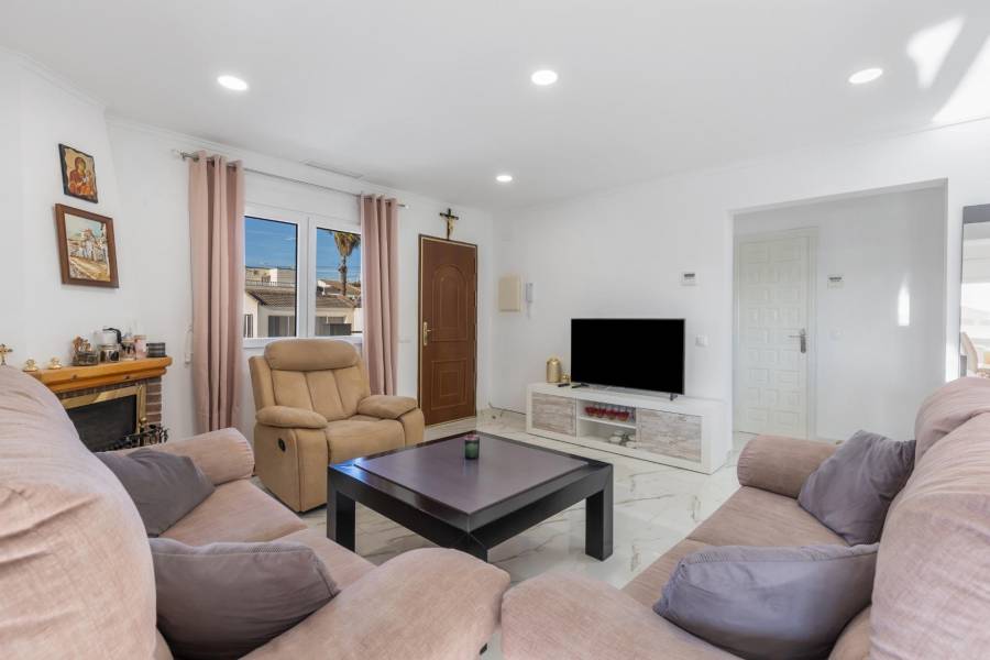 Venta - Chalet - El chaparral - Torrevieja