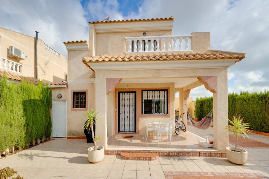 Sale - Single family house - San luis - Torrevieja