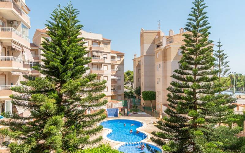Piso - Vente - Calas blanca - Torrevieja