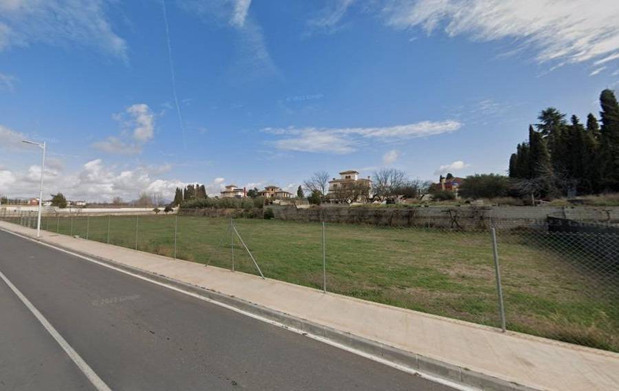 Sale - Urban Plot of land - CORTIJO PETREL - Albolote