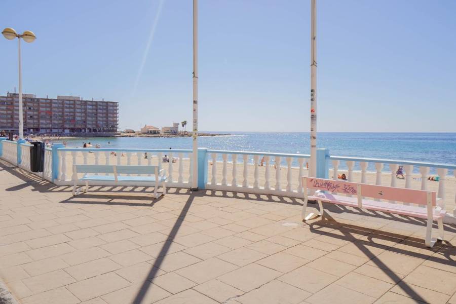 Venta - Apartamento - Playa de los locos - Torrevieja