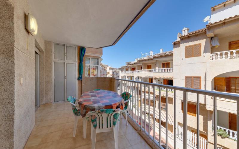 Apartamento - Sale - Playa de los locos - Torrevieja