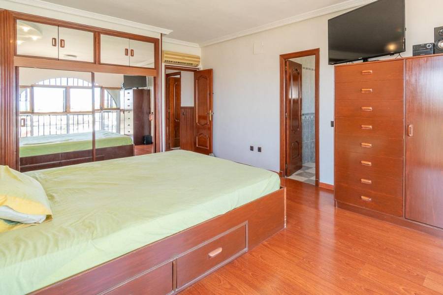 Vente - Maison individuelle - Los Balcones - Orihuela Costa