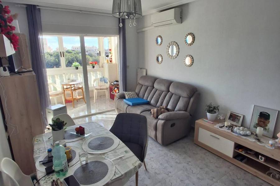 Venta - Apartamento - La Mata - Torrevieja