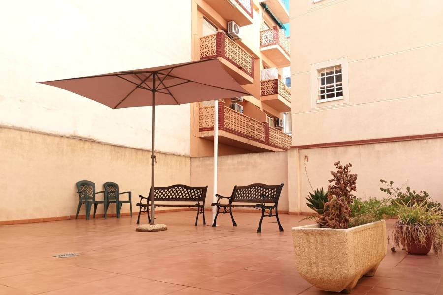 Sale - Apartment - Playa de los locos - Torrevieja