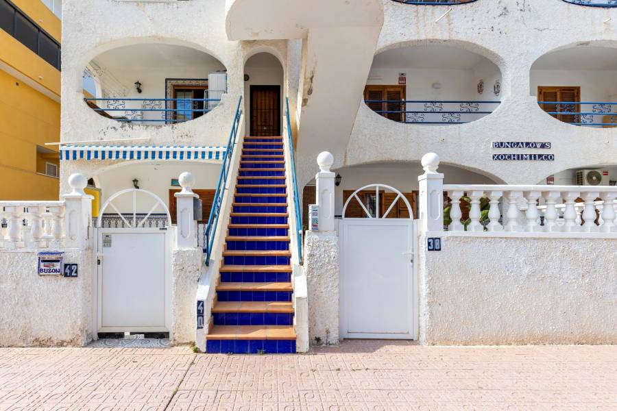 Sale - Apartment - La Mata - Torrevieja