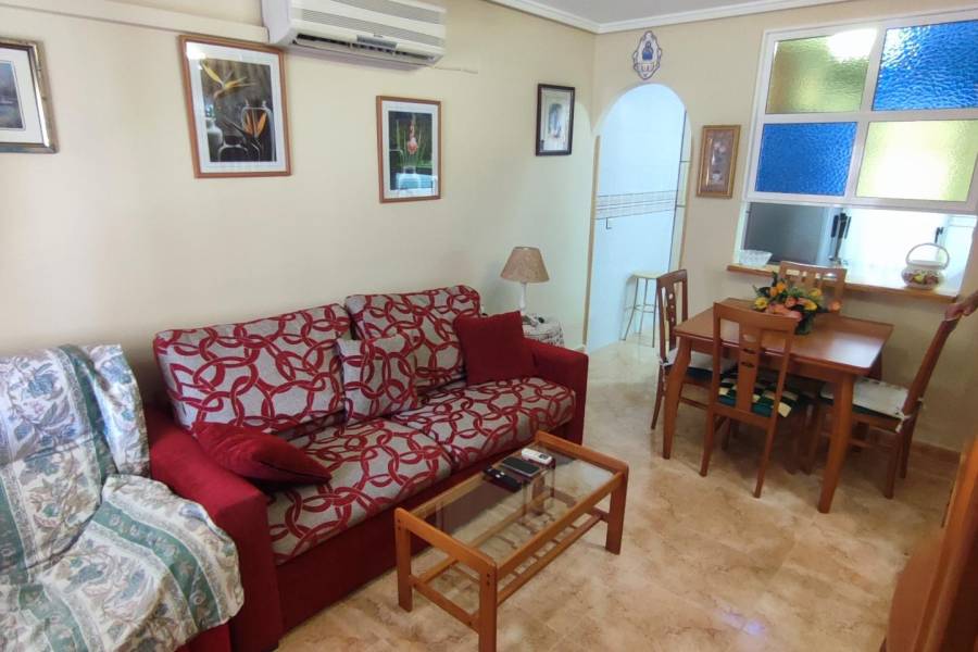 Vente - Bungalow Étage Bas - Torretas - Torrevieja