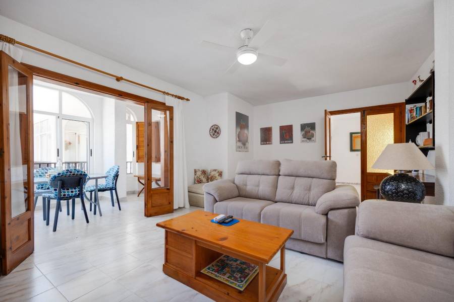 Venta - Apartamento - La Mata - Torrevieja