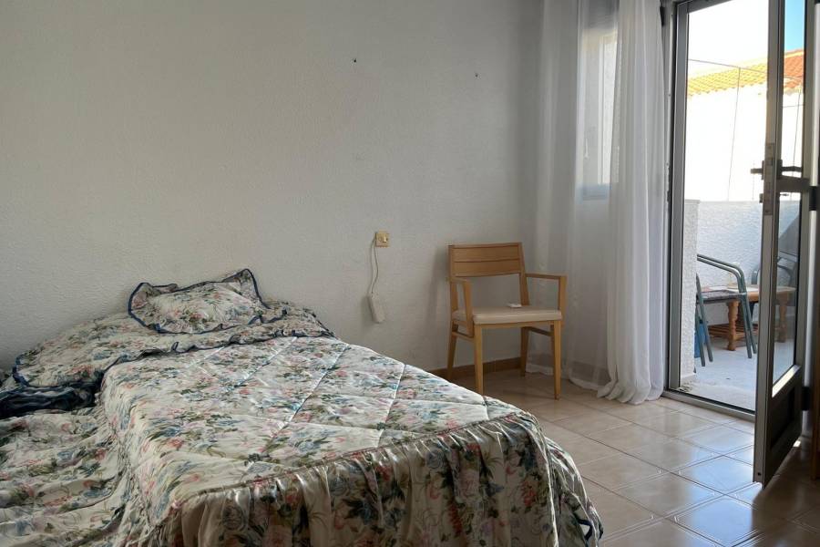 Venta - Casa Tipo Dúplex - Playa de los Naufragos - Torrevieja