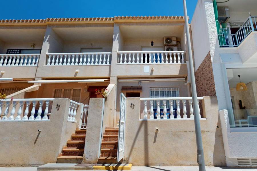 Sale - Terraced house - La Torre de la Horadada - Pilar de la Horadada